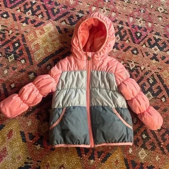 Oshkosh 24 Month Girls Gray and Pink Hooded Fleeced Lined Zip Up Winter Jacket - Picture 1 of 4